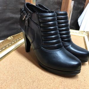 Guess High Heel Moto Style Leather Bootie w/zipper